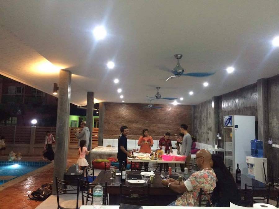 พูลวิลล่าสไตล์โมเดิร์นสุดสวยขายในหาดเจ้าสำราญ – ห่างจากชายหาด 400 เมตร